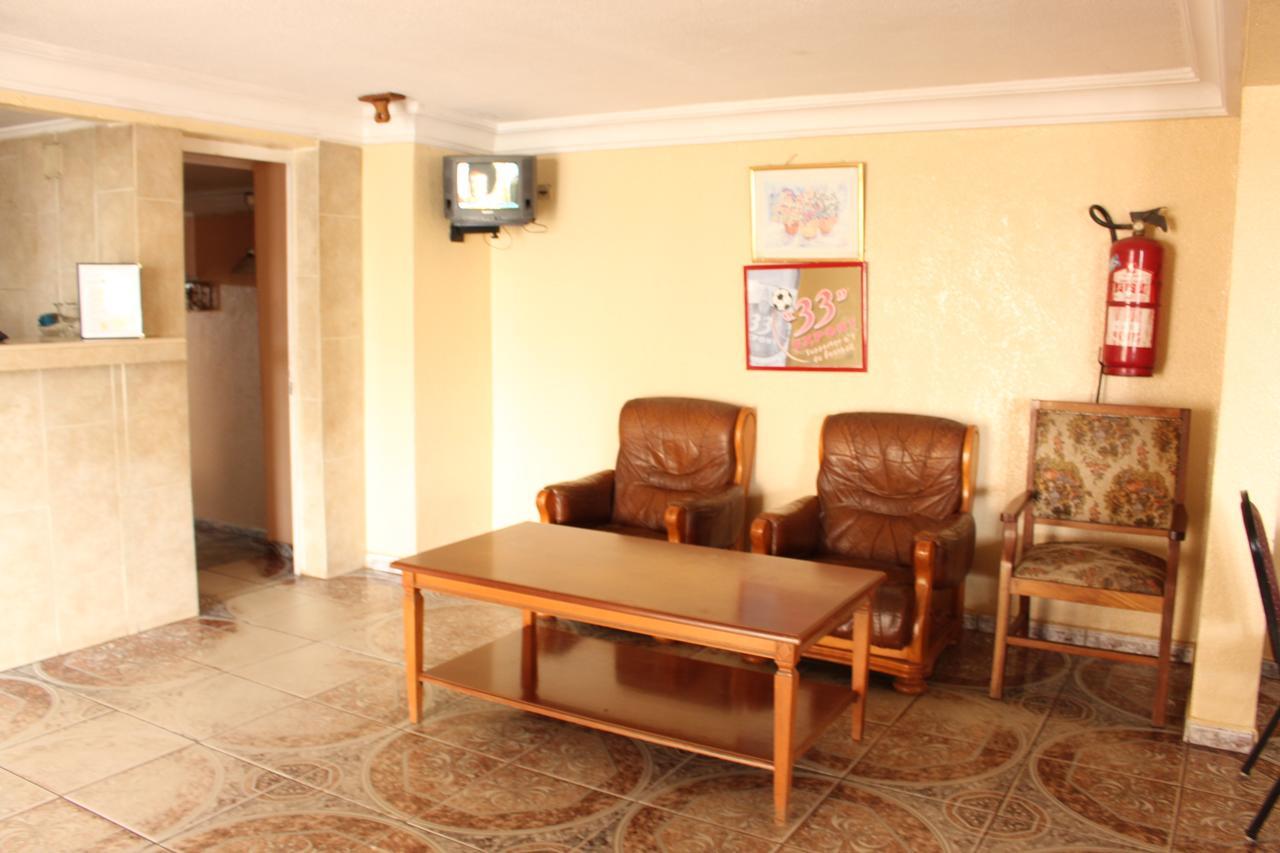Meumi Palace Yaounde Exterior photo
